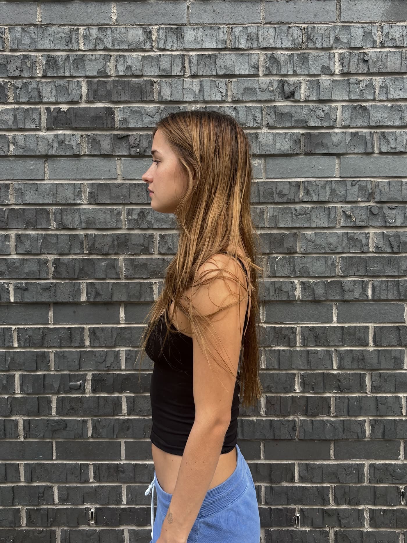 Full side profile of Julep Poort